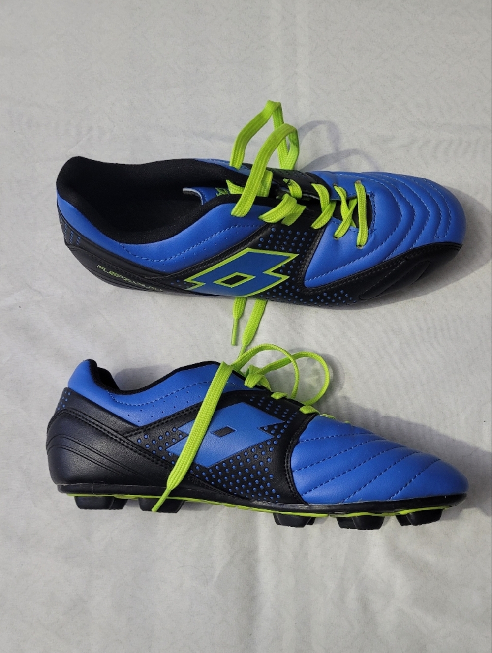 OTTO Blue and Neon Green Soccer Shoe